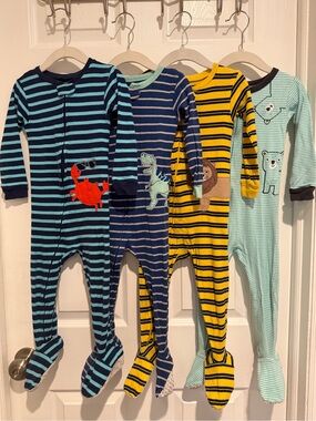 Lot of 4 Carter’s Toddler Boys Footed Pajama Bundle 24M 2T Crab Dino Lion Bear